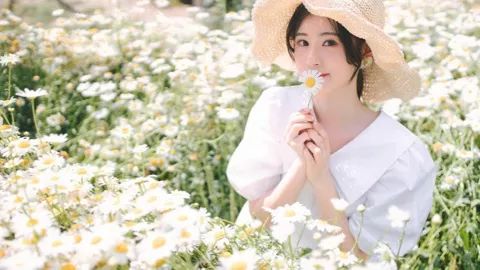 何同学