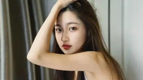 曾黎的手串是中药做的