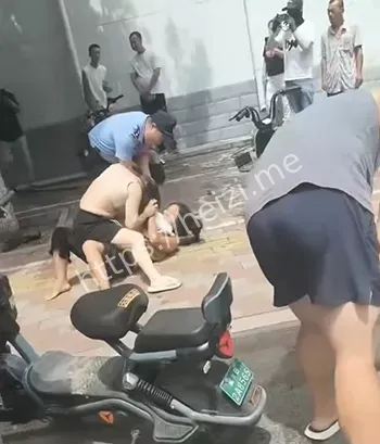 砸车血战