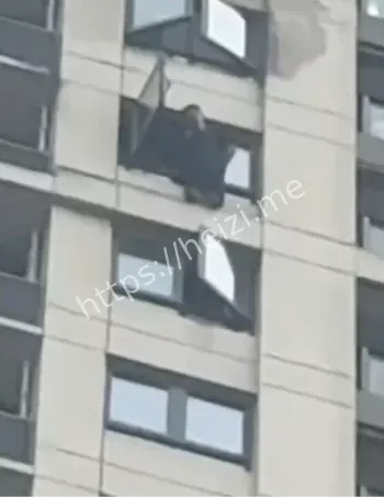 消防勇士救人