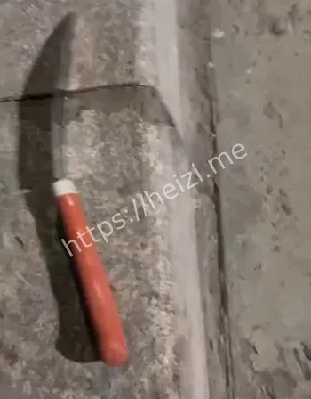 精神小伙