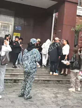 外卖商家堵门