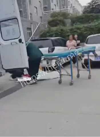 私通丑闻