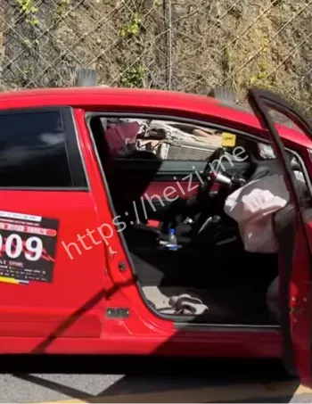 赛车事故