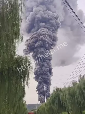 宸岳化工火灾